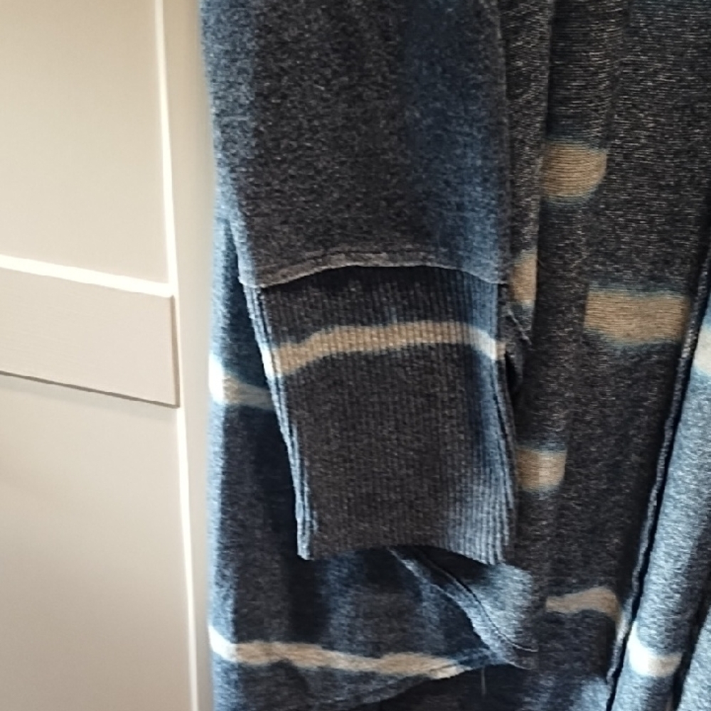 Knox Rose Blue and White Striped Open-Front Cardigan - Picture 4 of 4